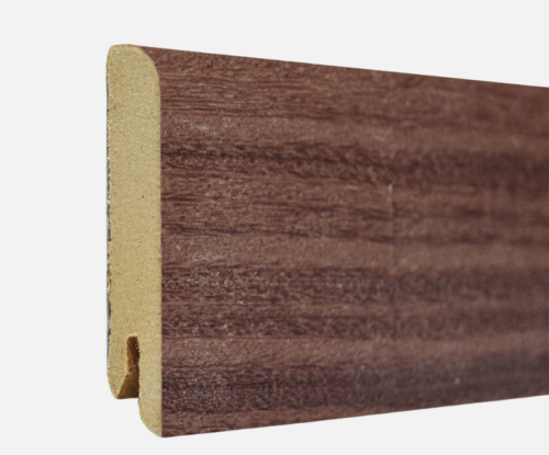 Zócalo Enchapado de Madera Cumarú